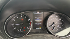 Nissan Qashqai 1.2 DiG-T N-Connecta 5dr Petrol Hatchback